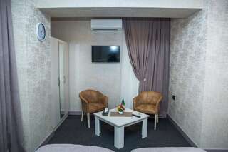 Отель Baku Style Hotel Баку Номер с кроватью размера «king-size»-4